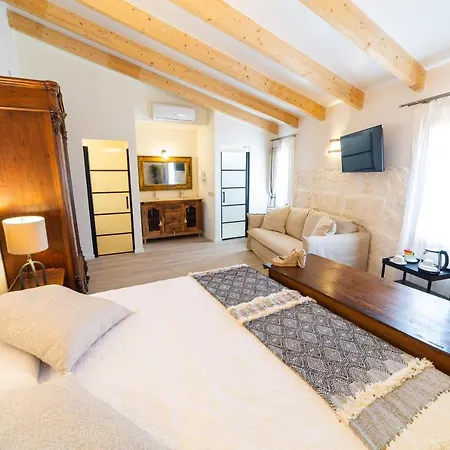 Hotel Flor De Mandarina *