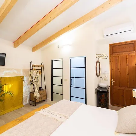 Hotel Flor De Mandarina *